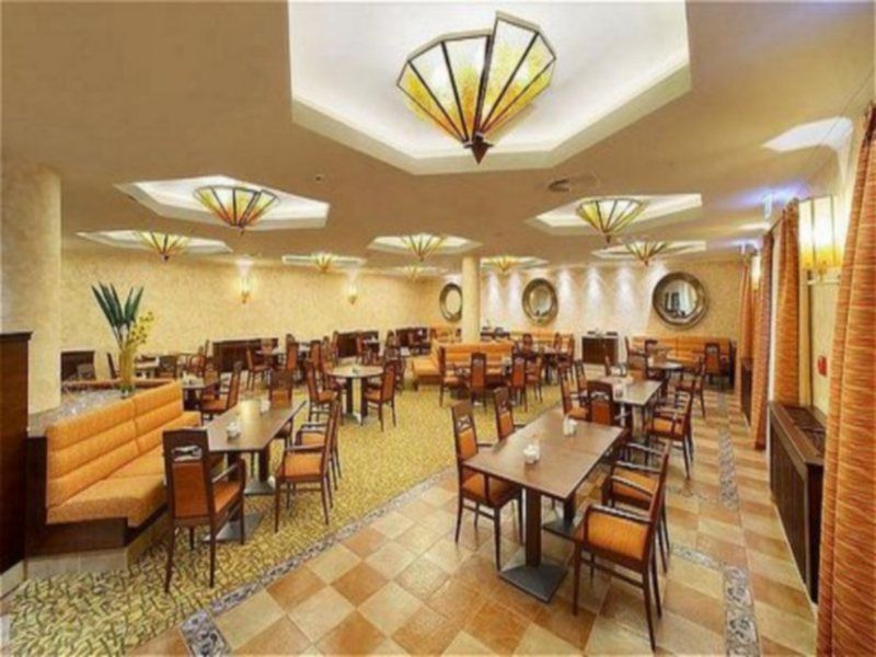 Lindner Castle 4*